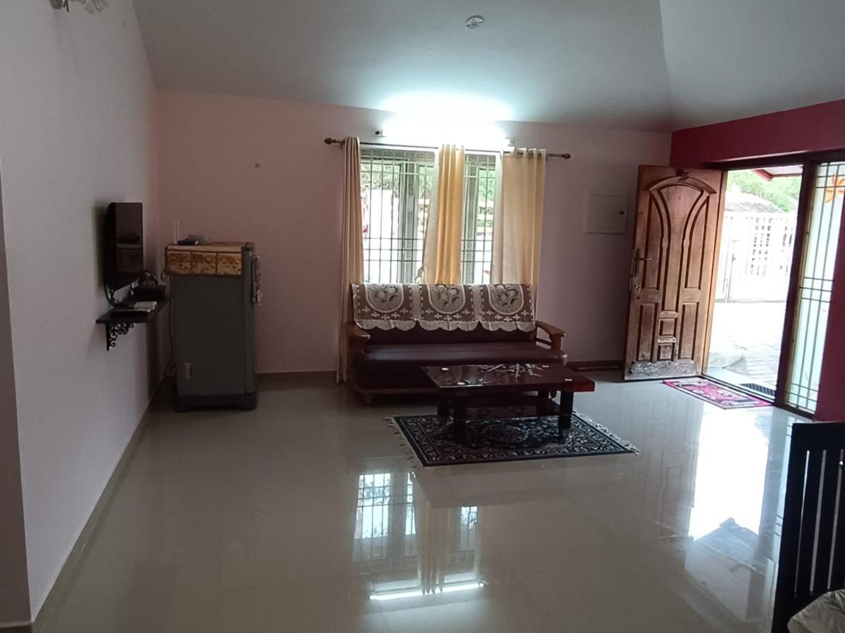 Snow White Home,Bedford Road, Yercaud Extérieur photo